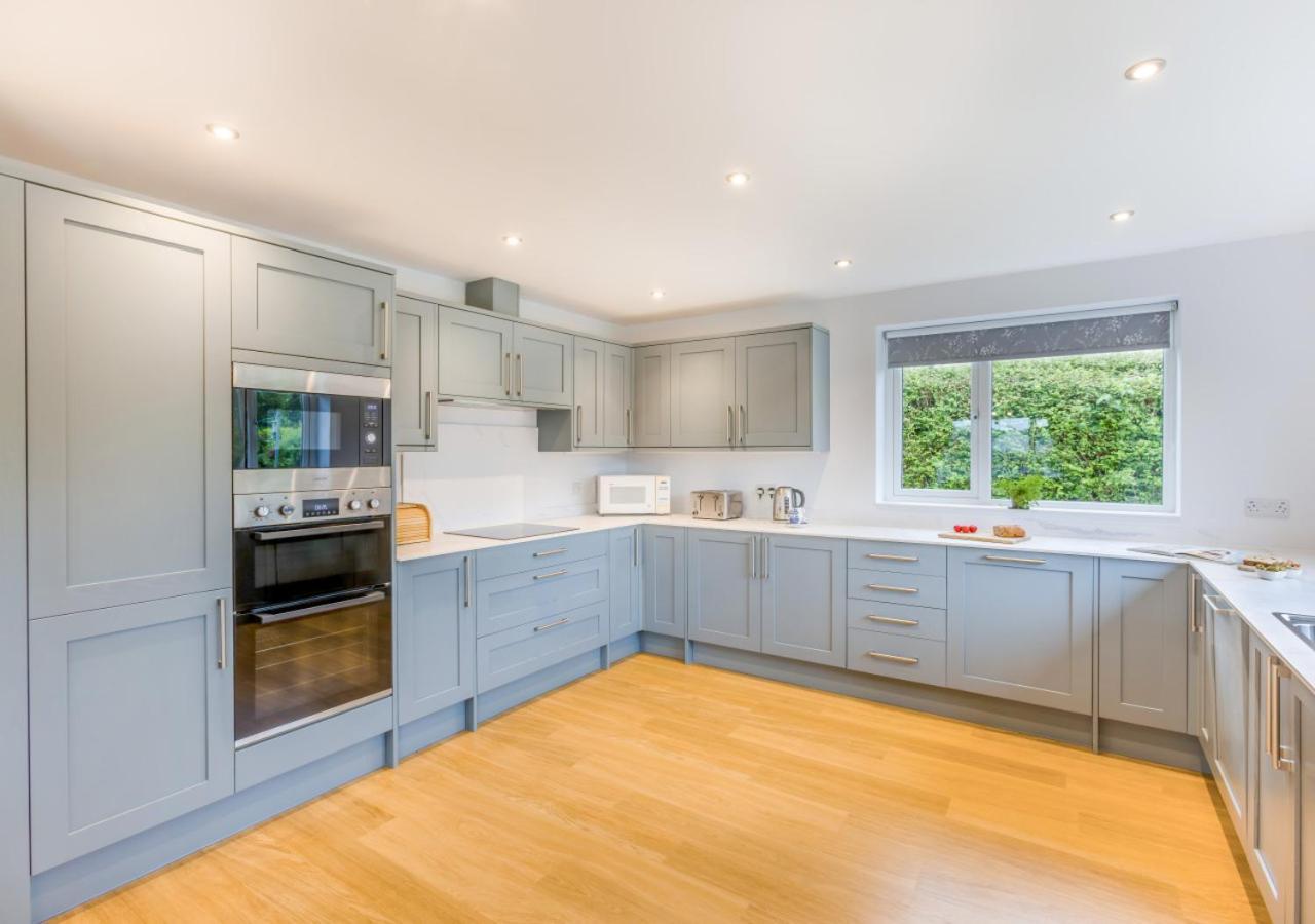 The Willows South Molton Exterior photo