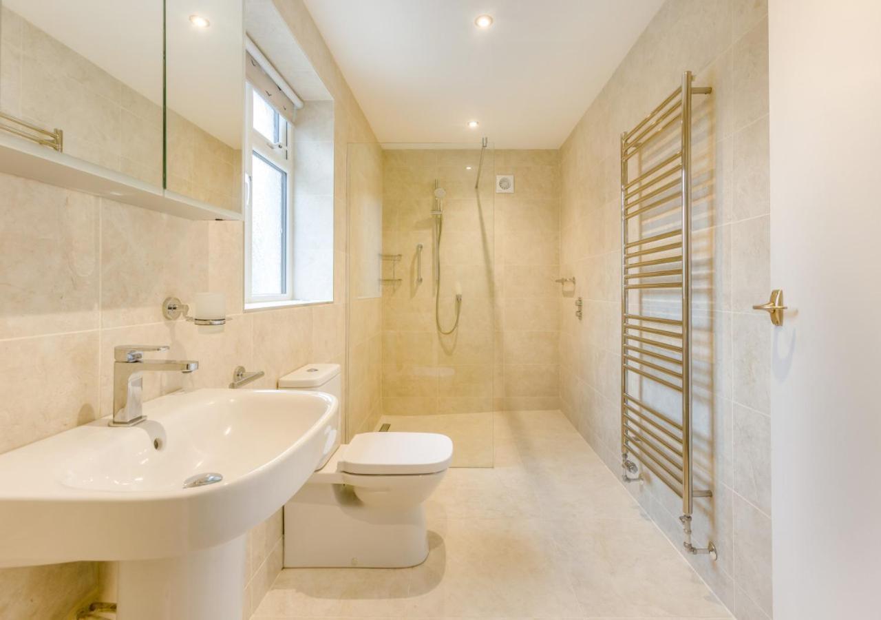 The Willows South Molton Exterior photo